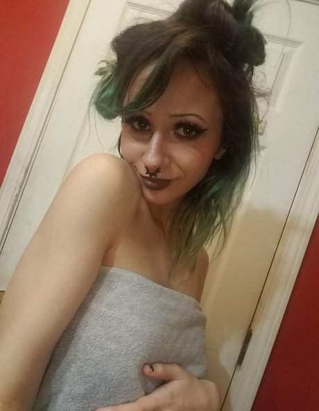 anarchomilk Nacktbilder von OnlyFans geleakt