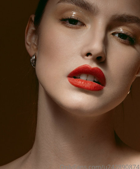 callme naomi Nacktbilder OnlyFans Leak