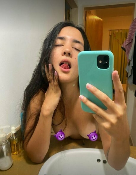 emmabl00m OnlyFans Gratis-Inhalte