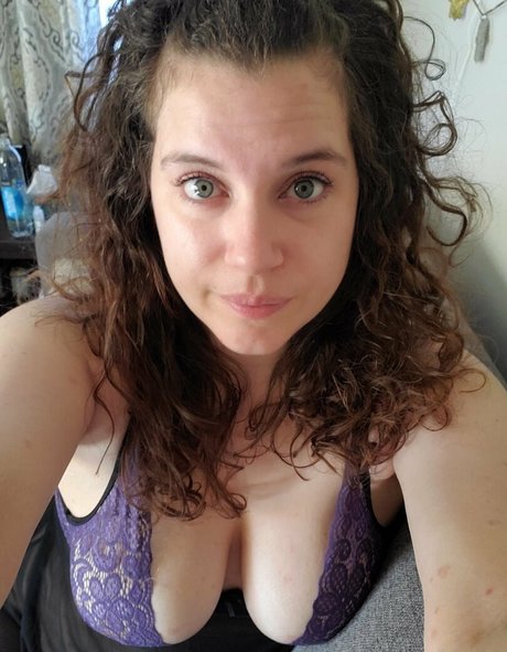 prettylittlecurls OnlyFans XX