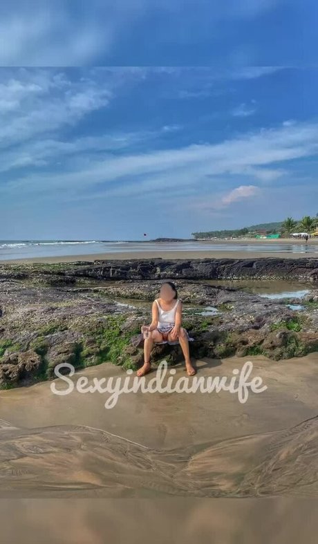 Sexyindianwife OnlyFans Model Fotos