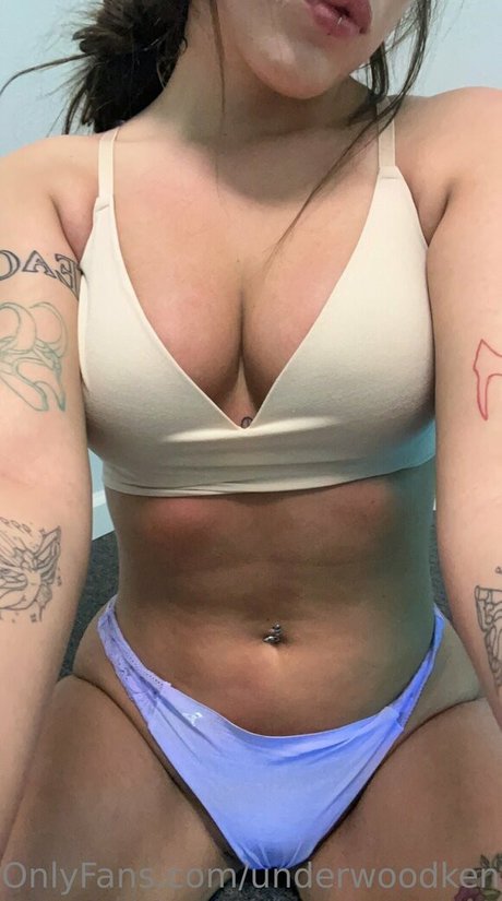 underwoodkenz Leaked OnlyFans Bilder