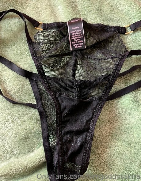 Goddess Kira OnlyFans Bilder geleakt