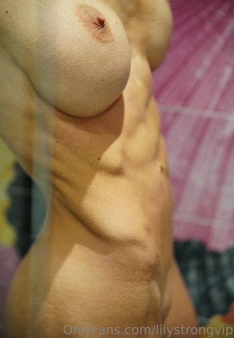 Lily Strong VIP OnlyFans Leaks Nacktbilder