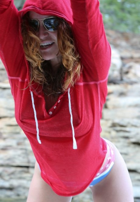 Midwestgirl84 OnlyFans Fotos