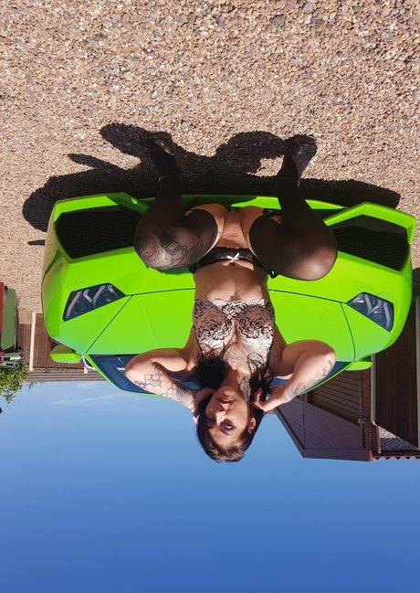 welovepiesvip OnlyFans Pornografie