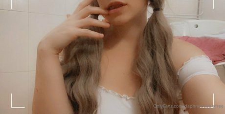 daphnebubblefree OnlyFans geleakter Pornografie