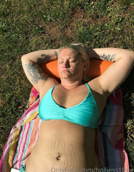 holliess1free Nackt Leaks OnlyFans