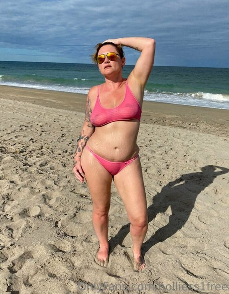 holliess1free OnlyFans