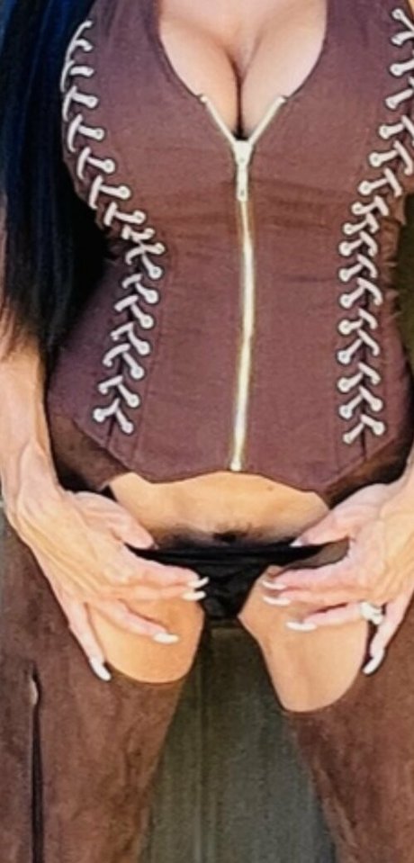 jewels jade vip OnlyFans-Inhalte