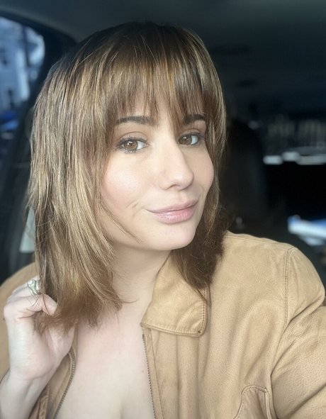 LillyBehave OnlyFans-Leak