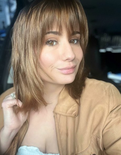 LillyBehave OnlyFans Archiv