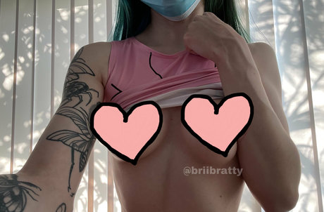 battydoll OnlyFans Bilder