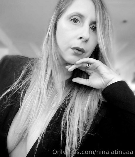 ninalatinaaa Porn OnlyFans Leak