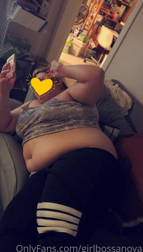 girlbossanova OnlyFans geleakt