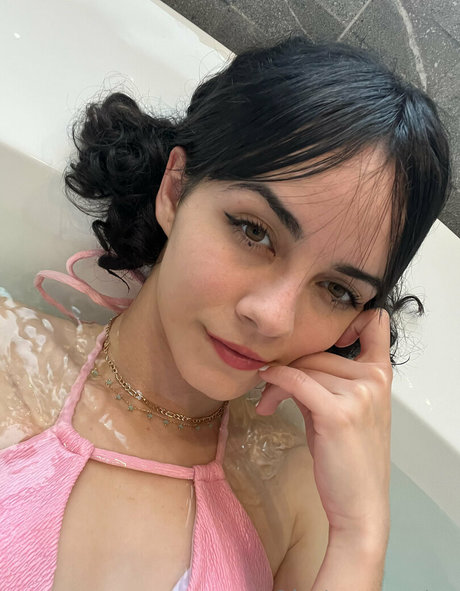 justroommates OnlyFans Leak