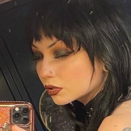 Nova Maelle Oben ohne OnlyFans