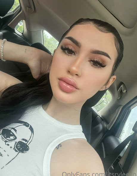 itsazaleaxo OnlyFans Porn