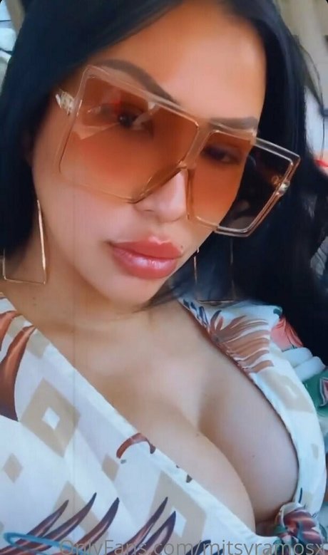 mitsyramosx OnlyFans-Leaks