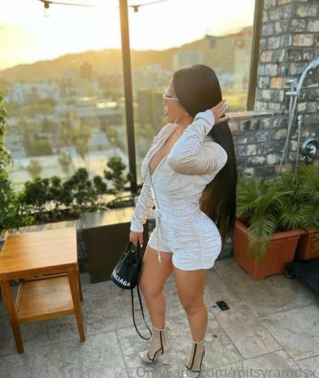 mitsyramosx OnlyFans Leaks