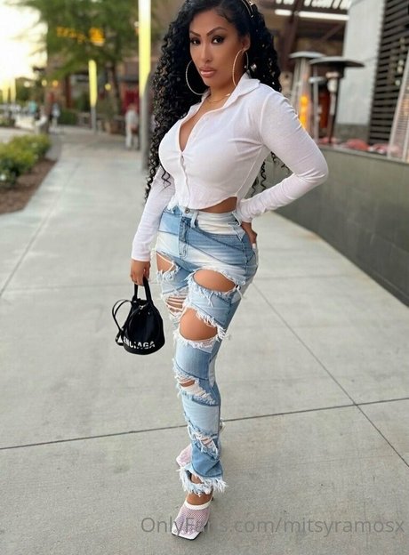 mitsyramosx OnlyFans Pornografie gratis