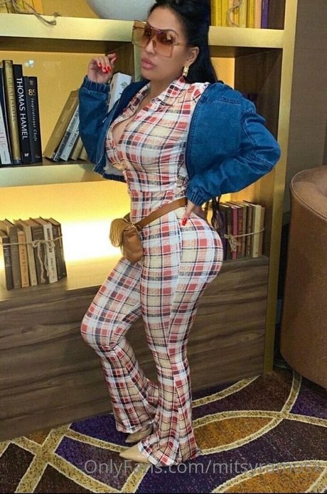 mitsyramosx OnlyFans Bilder