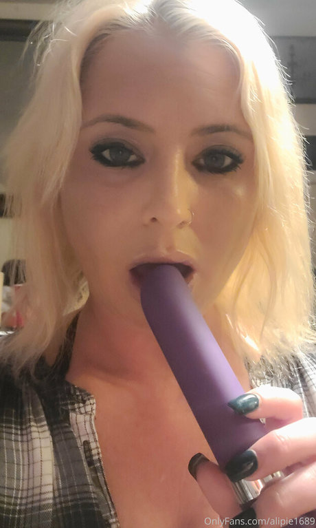 alipie1689 Nacktbilder von OnlyFans geleakt