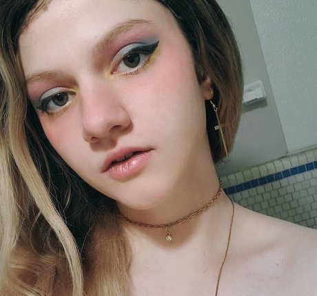 Annonalfa Nackt auf OnlyFans Leak