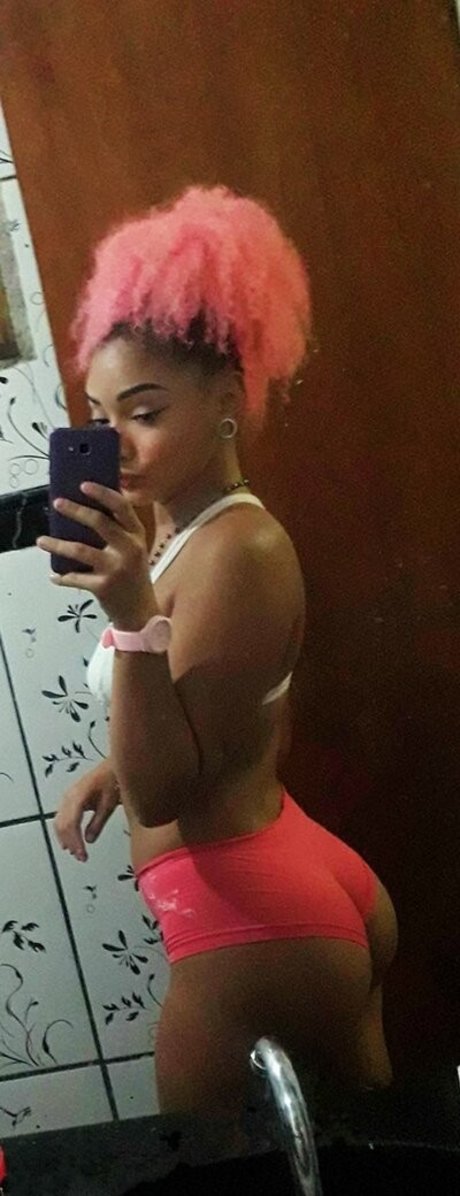 tthays 7 OnlyFans-Model