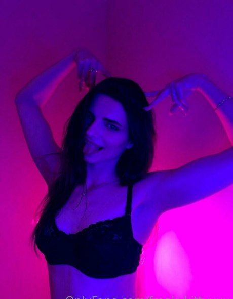 freakykittyxxx Leak von OnlyFans-Inhalten