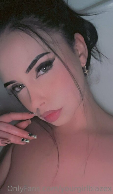 yourgirlblazex OnlyFans Archiv