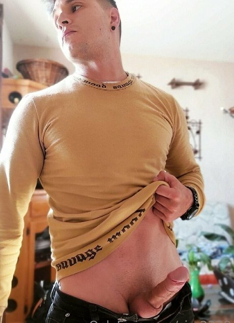 sjm2328 OnlyFans Nacktbilder