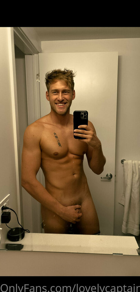 lovelycaptain XXX OnlyFans