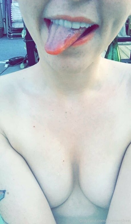 lilyevansfree Nacktbilder von OnlyFans