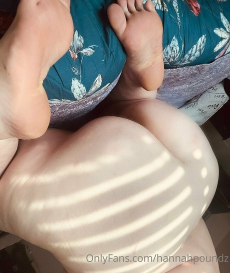 hannahpoundz OnlyFans Leaj