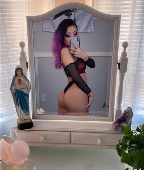 avaunt OnlyFans Strip