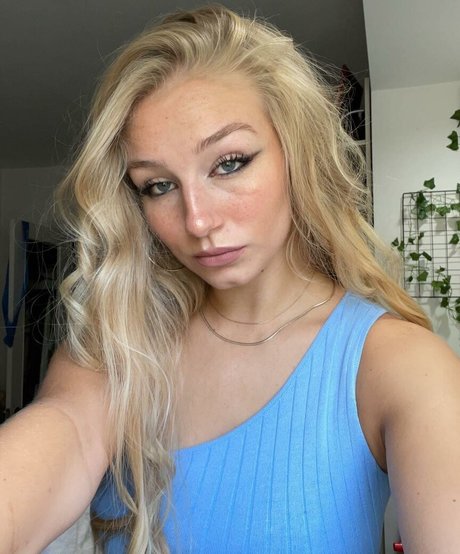 Hannah Alyssa Woods Nacktbilder OnlyFans Leaks