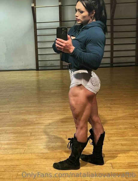 nataliakovalevafbb OnlyFans Lesbisch
