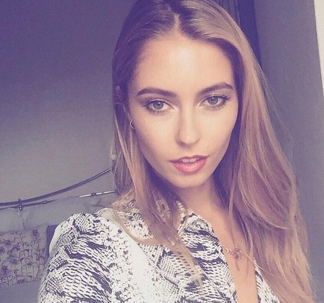 Amy Neville OnlyFans Sex