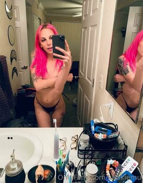 khakiemu OnlyFans-Rezensionen