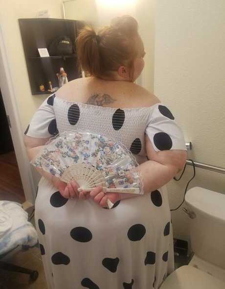 bbw4red20 OnlyFans Gratis-Inhalte