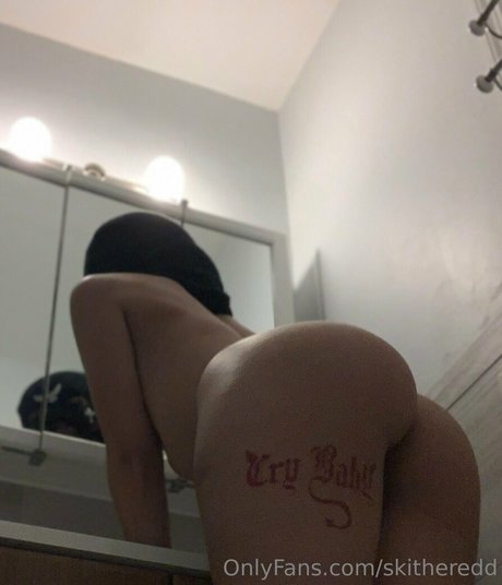 ski redd OnlyFans Nacktfotos