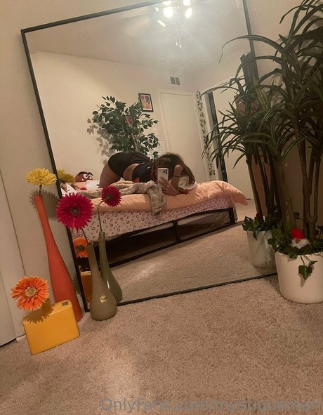 mystiquemari OnlyFans-Leaks