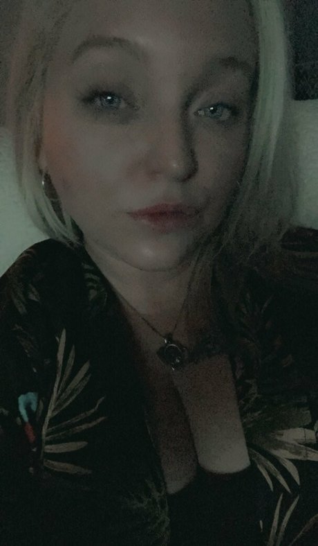 mommithiccc XXX OnlyFans