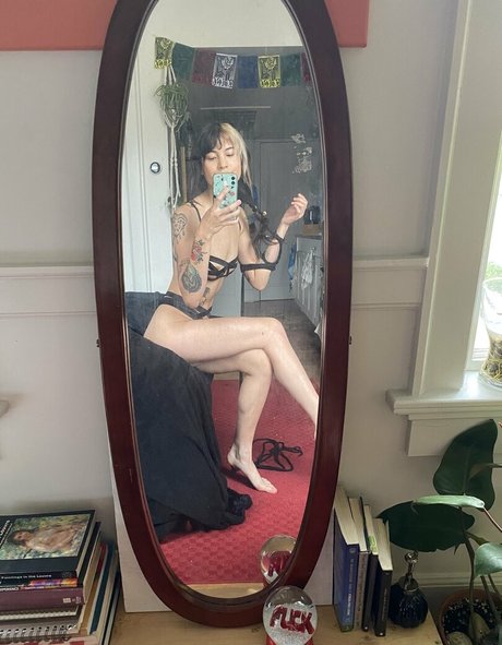 fitnesstrainer onlyfans schön nackt Beitrag