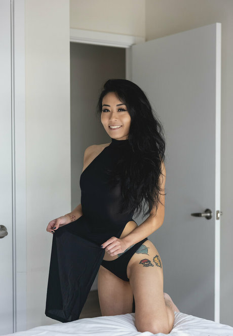 megami OnlyFans Modelfoto