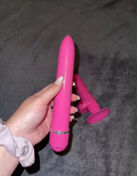 erintakesrequests OnlyFans Gratis