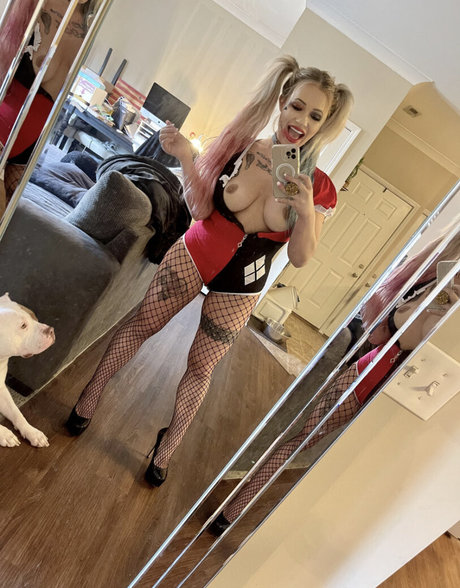 Valkyrieuntamed Nacktpornos auf OnlyFans