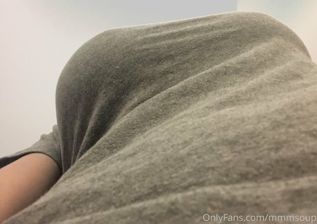 mmmsoup Leaks von OnlyFans