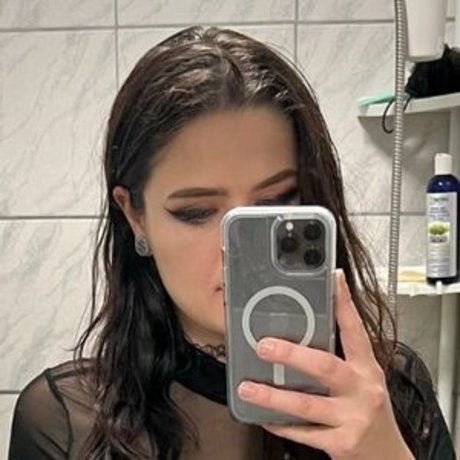 Vixennan OnlyFans geleakte Brüste